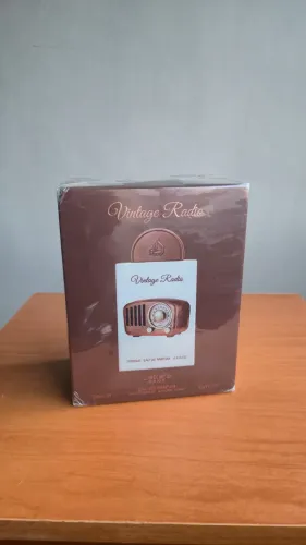 Vintage Radio Lattafa 100ml Lacrado