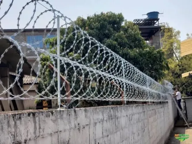 Cerca Elétrica, Câmeras de Segurança, Concertinas