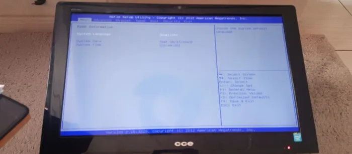 Computador e monitor CCE All-in-One sold A45