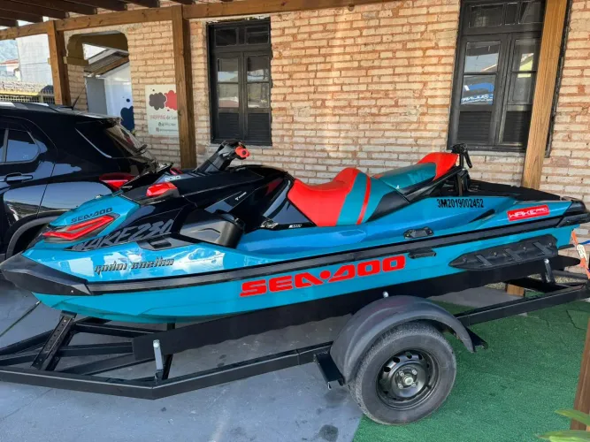 Jet Ski SEA DOO
