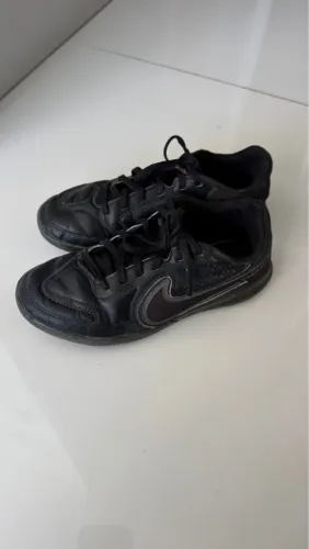 Chuteira nike futsal tamanho 31