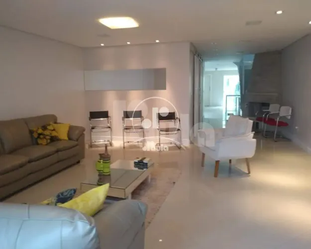 Sobrado para aluguel, 4 quartos 4 suítes Vila Assunção em Santo André/SP