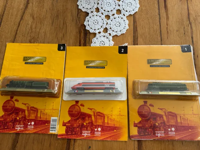 Locomotivas do mundo miniatura para coleção 