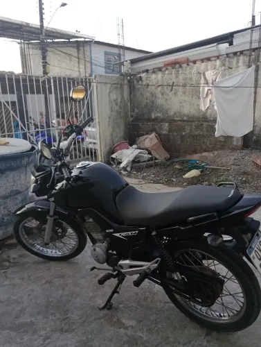 Moto fan 150 
