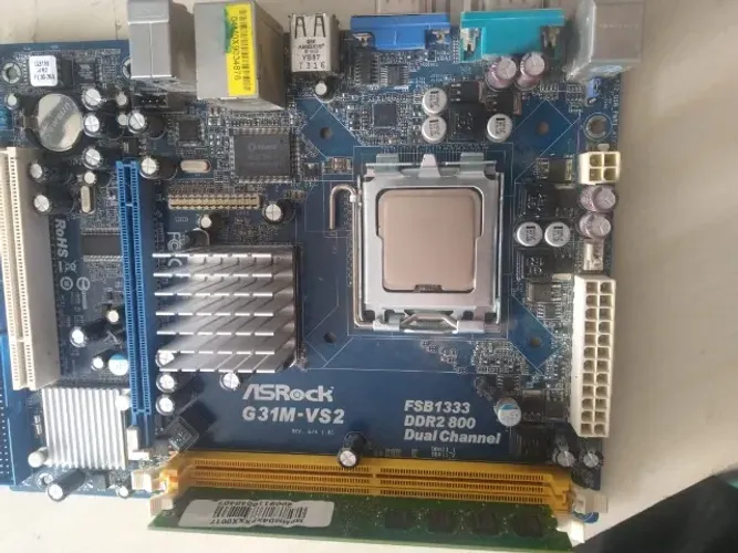 Placa-mãe Asrock G31m-vs2 Fsb1333 vai com core 2 duo -(Defeito não dá video)