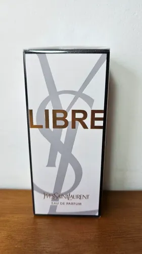 Perfume Libre Yves Saint Laurent Eau de Parfum 90 ml90ml