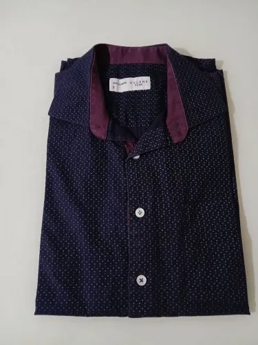 Vendo essa camisa social masculina veste M usada Ótima qualidade 