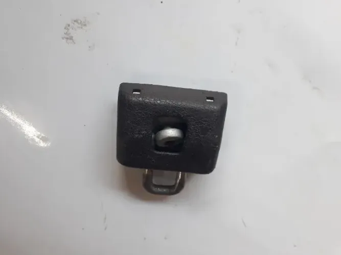Renault Logan/Sandero 2010 - Batente do porta malas.