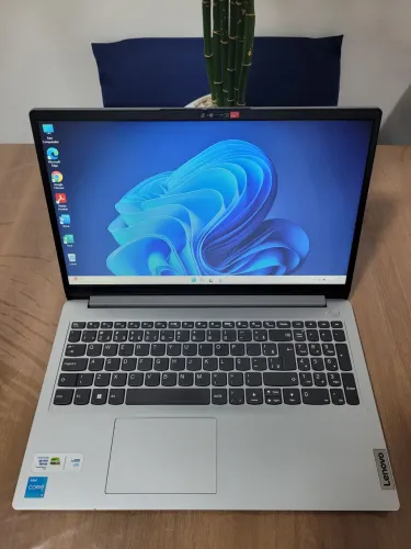Notebook Lenovo i3 12ª últimas gerações