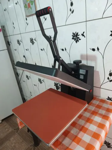 Prensa térmica plana