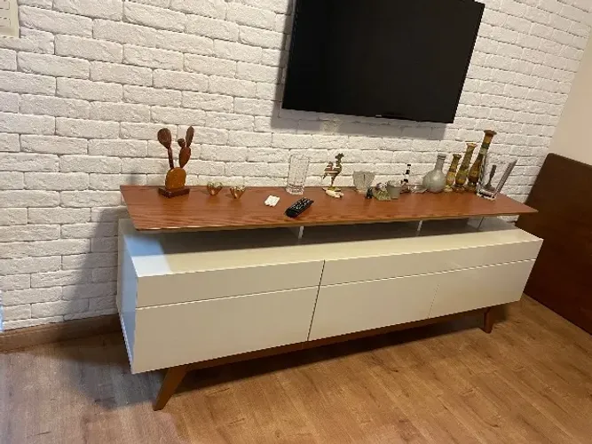 Rack para TV em MDF Freijó e Off White