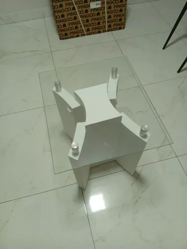 Mesa de centro em perfeito estado pra hoje