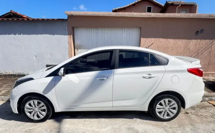 Hyundai HB20S Comfort Plus 1.0 TB Flex 12V Mec. 2018