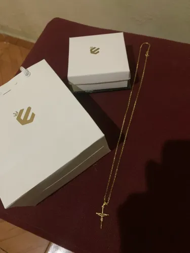 Colar banhado a ouro 18k