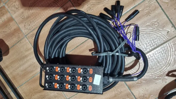 Medusa 12 canais XLR 10 metros