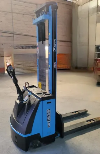 Empilhadeira Patolada Elétrica Paletrans 1600Kg - Elev 3,5m