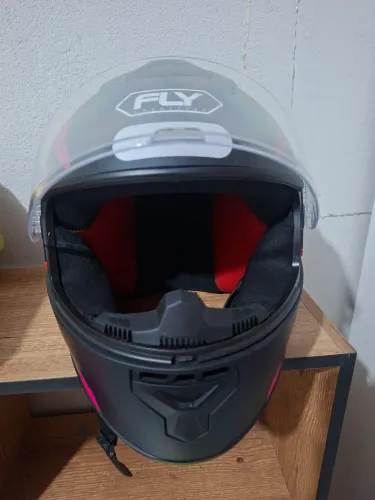 Capacete