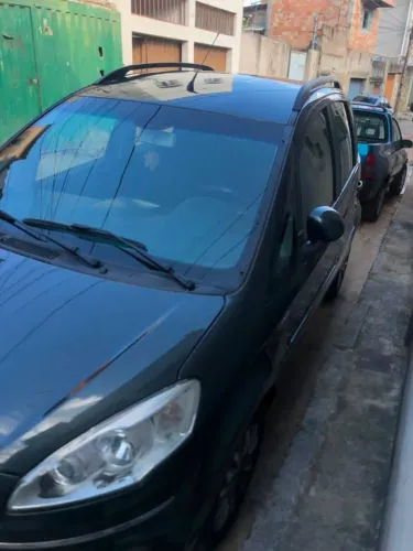 Fiat Idea Essence Dualogic 1.6 Flex 16V 5P 2014