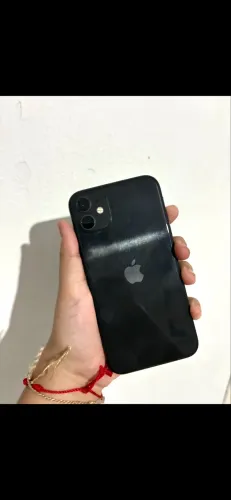 iPhone 11 para usar peças