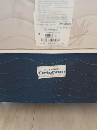 Cama de solteiro box