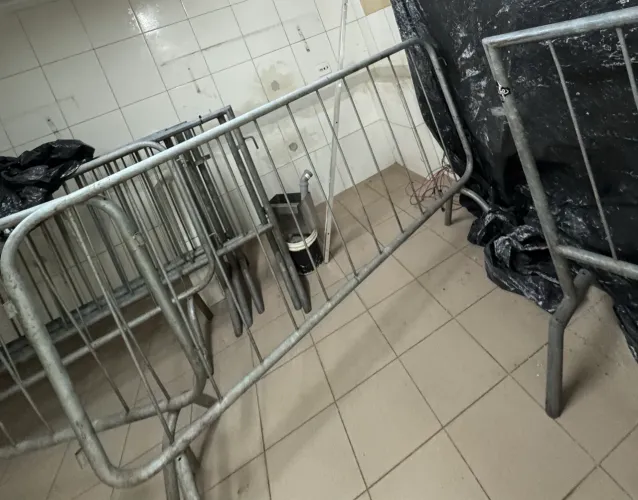 Gradil De Ferro Para Proteção De Pessoas Em Eventos / Festas