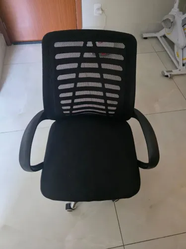 Vendo Cadeira de Escritório