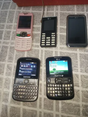 Celulares Antigos (Samsung e LG) - Ideal para Colecionadores, LEIA O ANÚNCIO