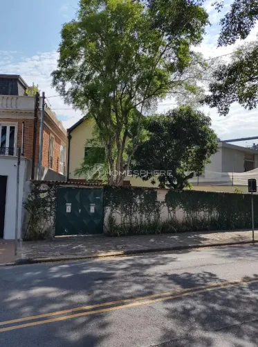 Casa bem Localizada no Jardim Europa