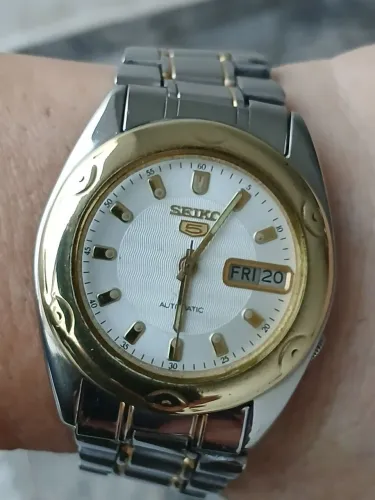 Belíssimo relógio antigo original SEIKO 5, automático,  vintage anos 80
