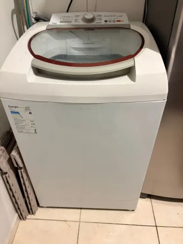 Lavadora de roupas Brastemp em perfeito estado