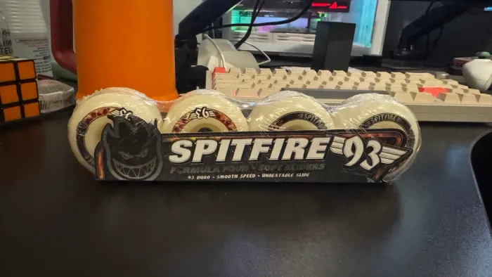 Roda de Skate Spitfire Formula Four Soft Sliders Radial 93a