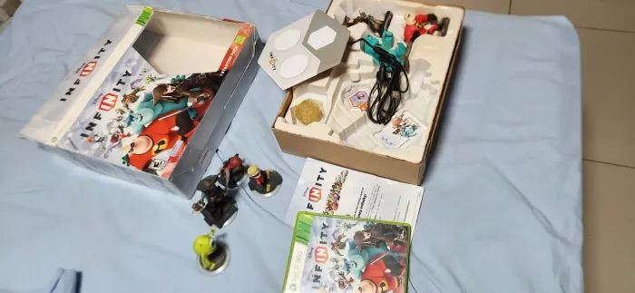 Disney infinity base, figuras, jogos