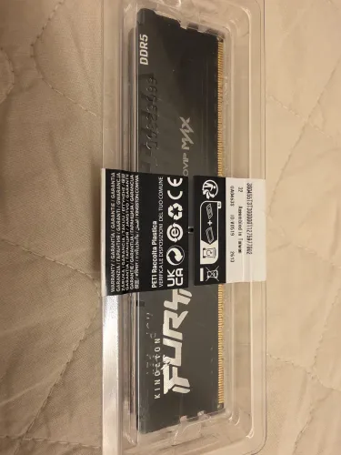 Kit 32GB (2x16GB) Memória RAM Kingston Fury Beast DDR5 6000MHz CL36