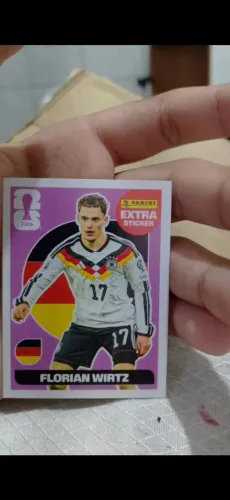 Figurinha extra base roxo do jogador alemão florian wortz copa do mundo 2026