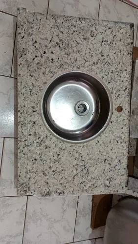 Lavatório e tanque inox