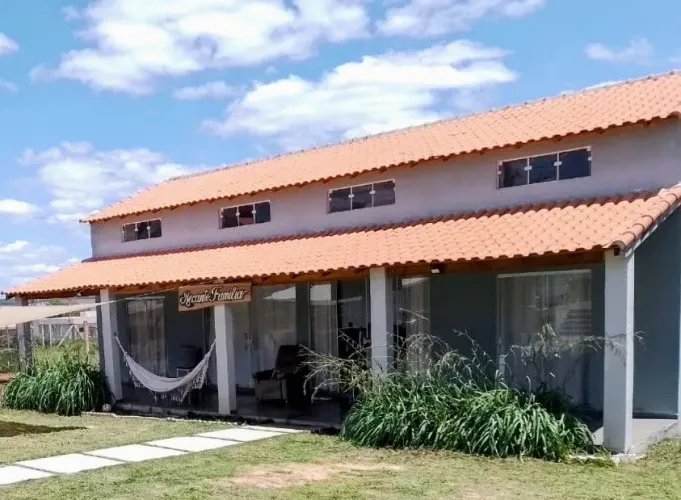 Linda chácara Pinheiros do Lago Alambari/SP(Estuda troca casa Itapetininga)