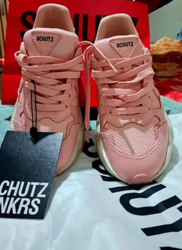 Tênis Rosa Sthutz