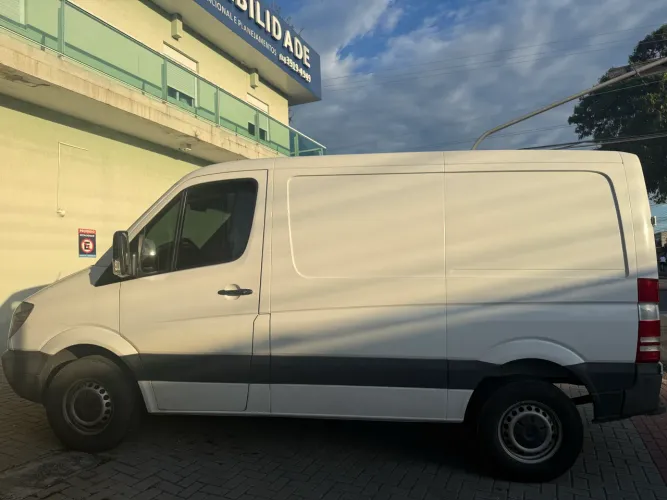 Mercedes-Benz Sprinter 311 Furgão Longo 2.2 Dies 2012
