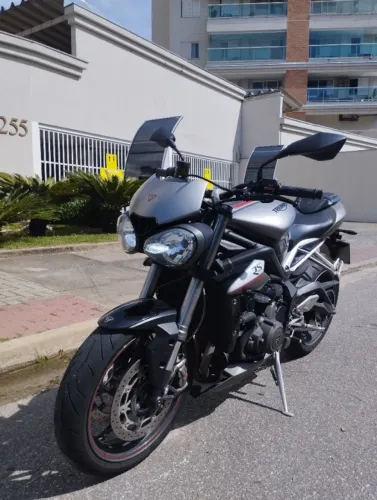 Triumph street triple 765 RS 2018 impecável 