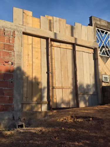 VENDO CONSTRUÇÃO, ESTA EM PONTO DE LAJE
