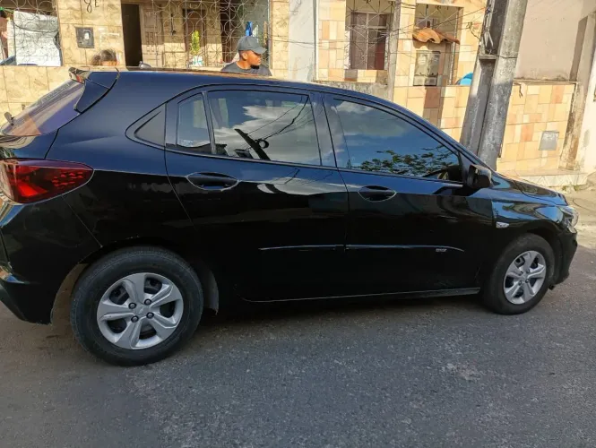 Alugo carro