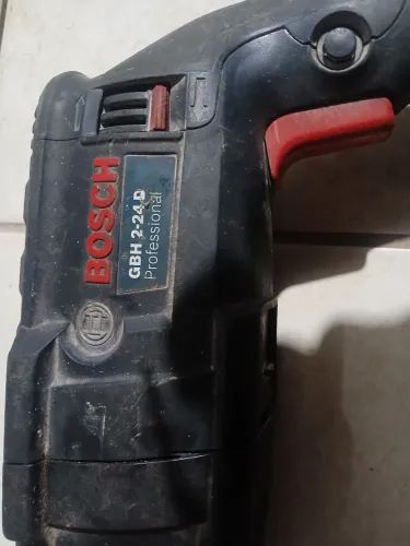 Vende-se martelete bosch 220