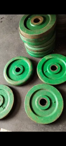 Anilhas de 4kg 25 reais cada uma
