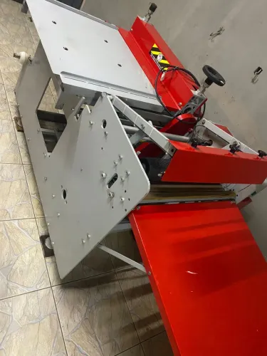 Máquina de fazer sacola