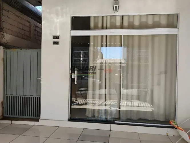 Casa à Venda e Locação com 2 Quartos no Jardim Morada do Sol, Indaiatuba - SP