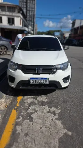 ALUGA-SE FIAT MOBI 2023