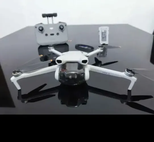 DJI Mini 3 Standard Com 1 bateria 24 ciclos 