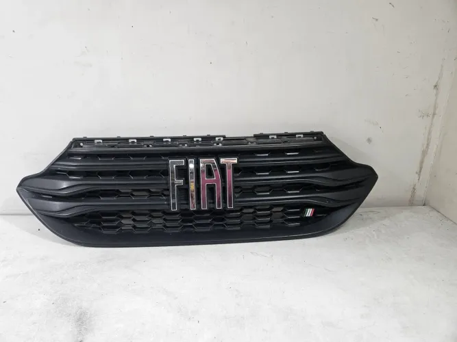 Grade parachoque fiat strada 2020/2025 original