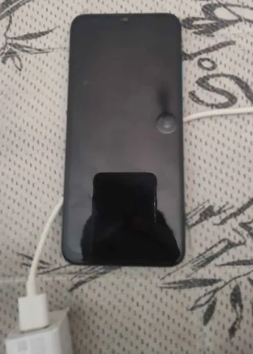 vendo moto G8 power lite com detalhe
