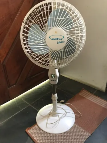 Ventilador Britânia de 3 velocidades 